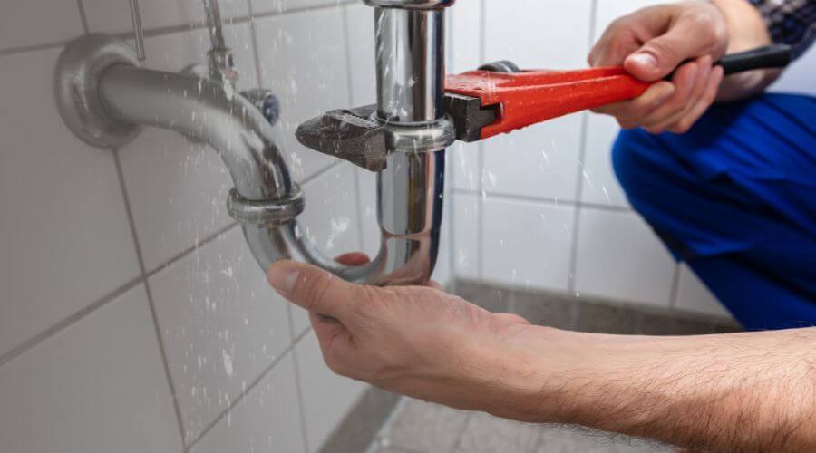 Electric tankless water heater installation in Perry, MO